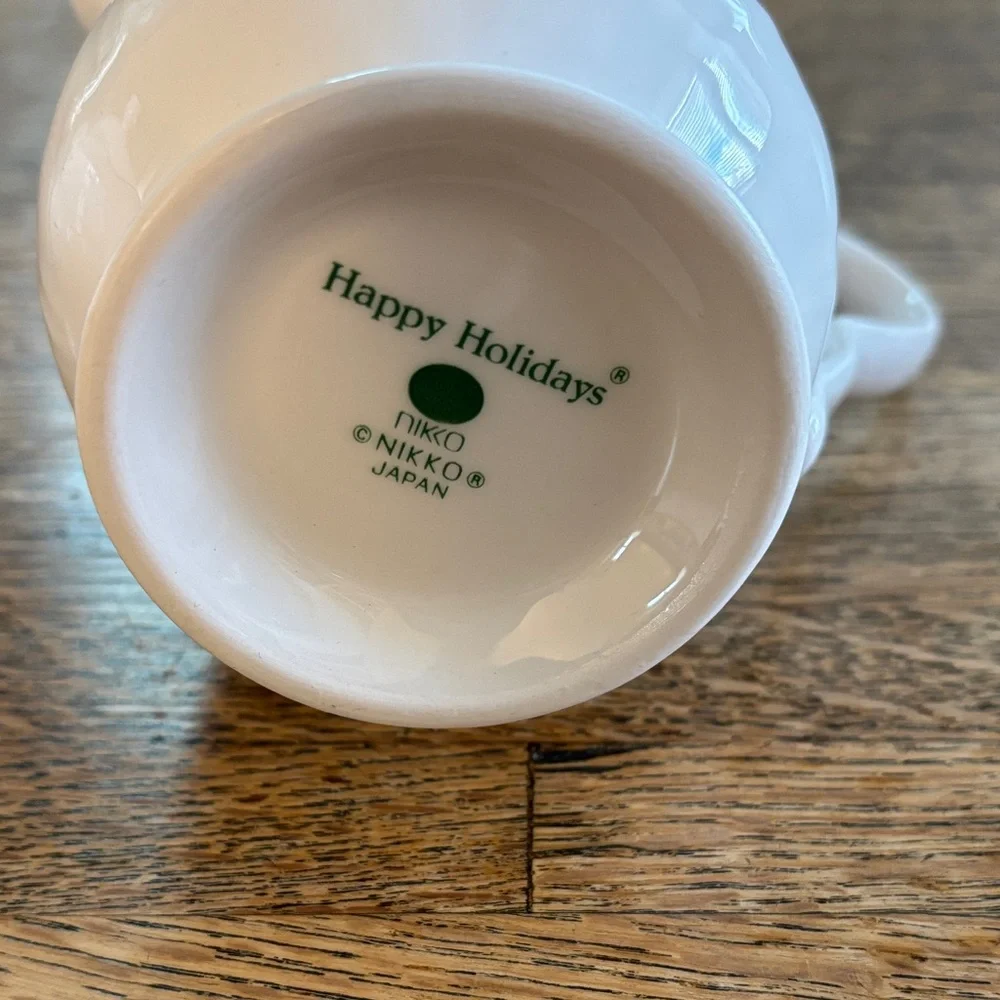 Nikko Happy Holidays Sugar and Creamer Set with Christmas Tree Design Like New! - Picture 2 of 10